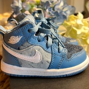 Jordan 1 Mid TD - size Toddler 5C